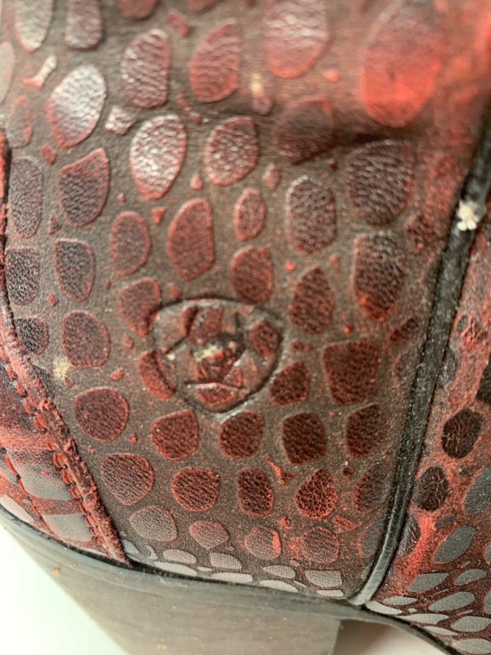 Ariat Catrina  Embossed Red Leather Western Boot - Picture 2 of 7